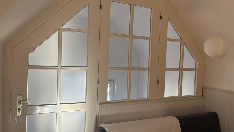 Villa Seeheim-Jugenheim Jugenheim - 8 Zimmer, 220 m&sup2;, 2.530&euro; | Angebot:24871393