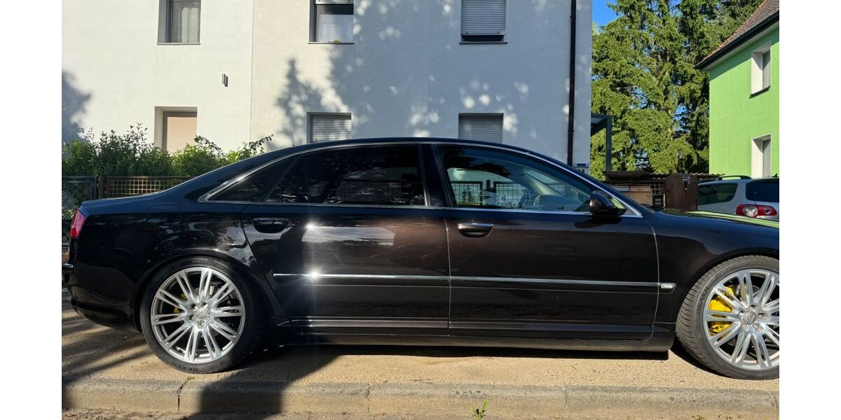 Audi A8 241.406 km 8.500 &euro; Offenbach am Main 63071