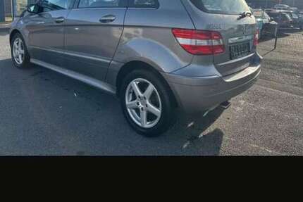 Mercedes-Benz 200 330.000 km 2.000 &euro; Neu isenburg 63263