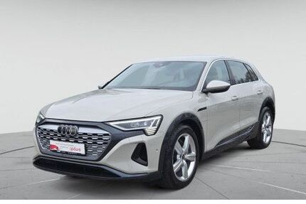Audi Q8 e-tron 5.781 km 63.490 € Darmstadt 64295