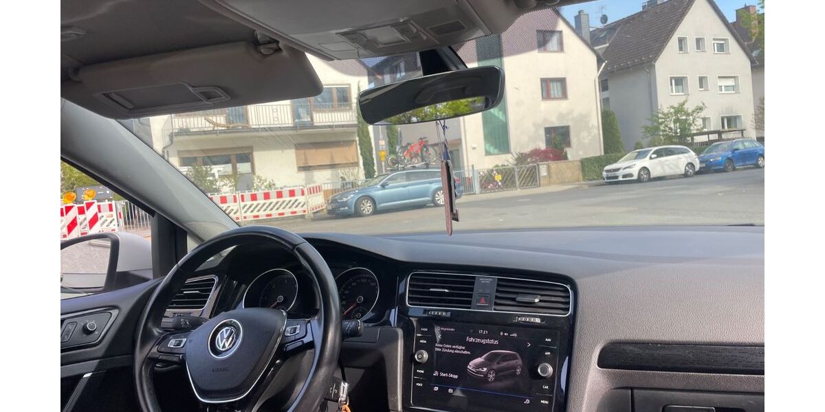 VW Golf 146.294 km 9.000 &euro; Dreieich Sprendlingen 63303