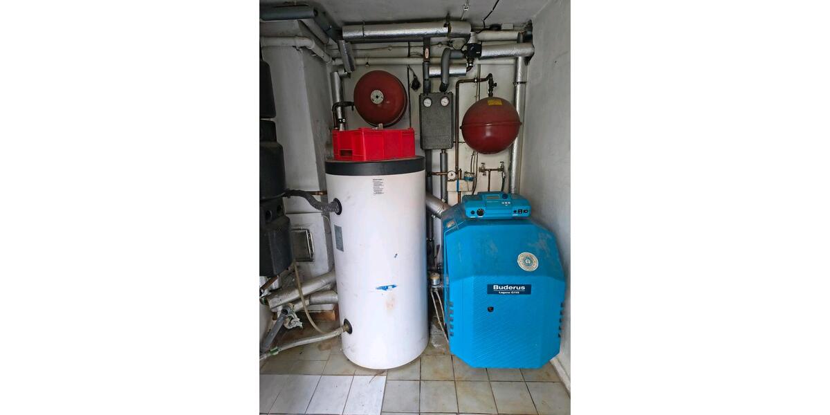 Reihenhaus Darmstadt Eberstadt - 13 Zimmer, 180 m&sup2;, 370.000&euro; | Angebot:25405785