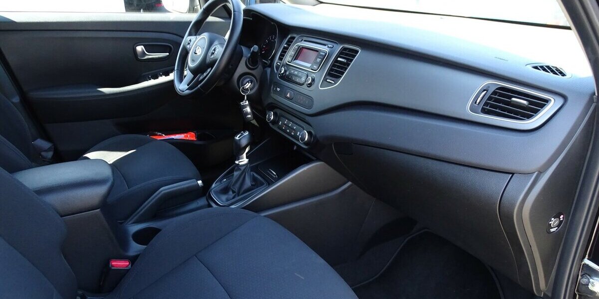 Kia Carens 1,6l Edition 7, Klima, 7-Sitzer, Sitzheizun 46.244 km 14.490 &euro; Rodgau 63110