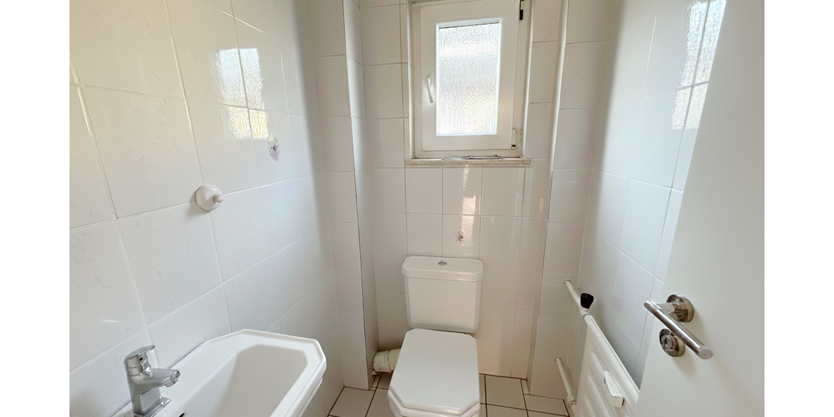 Großzügiges 3-Parteienhaus in angenehmer zentraler Wohnlage von Pfungstadt - Mehrfamilienhaus, Wohnhaus Pfungstadt Weiterstadt | Angebot:24420397