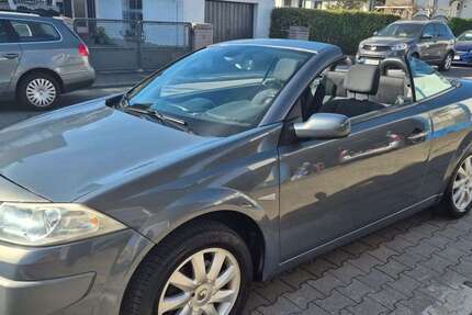 Renault Megane 182.136 km 1.895 &euro; Groß-Zimmern 64846
