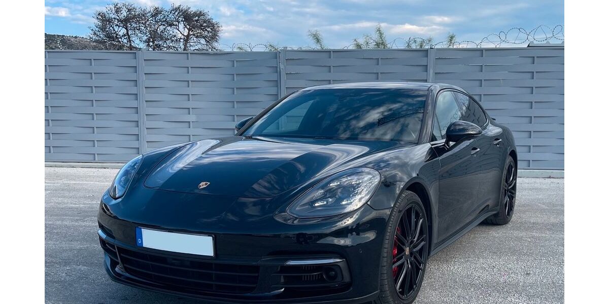Porsche Panamera 84.379 km 56.900 &euro; Kelsterbach 65451