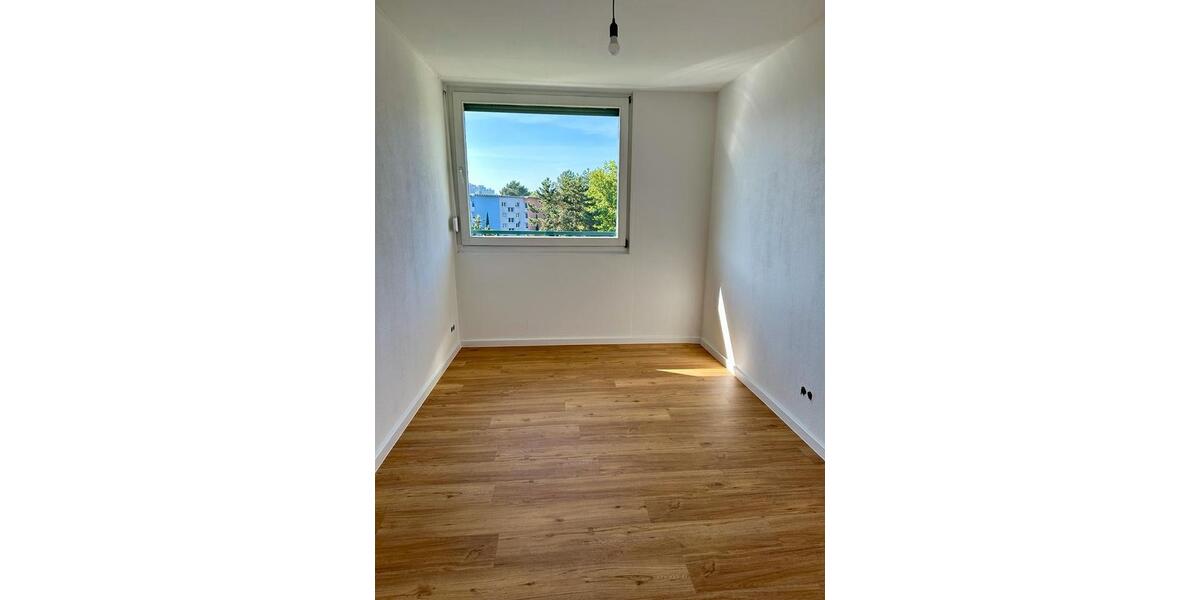 Etagenwohnung Mainz Ebersheim - 4 Zimmer, 93 m&sup2;, 335.000&euro; | Angebot:25612260