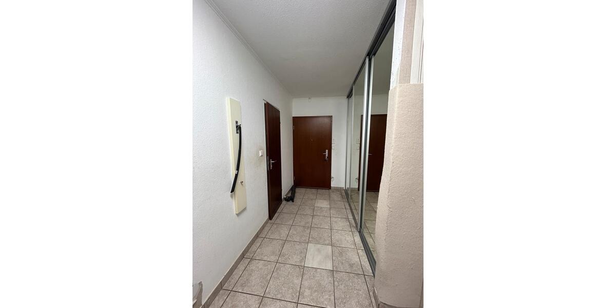 Etagenwohnung Bensheim - 4.5 Zimmer, 104 m&sup2;, 310.000&euro; | Angebot:26415254