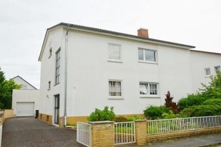 2-Familenhaus mit großem sonnigen Garten 7 zimmer