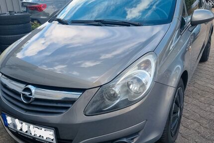 Opel Corsa 148.900 km 2.490 &euro; Hattersheim am Main 65795