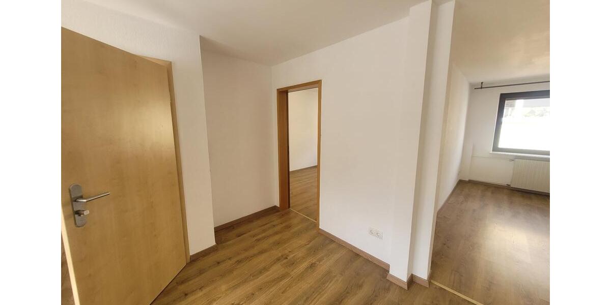 Etagenwohnung Bürstadt - 2.5 Zimmer, 74 m&sup2;, 940&euro; | Angebot:26457608