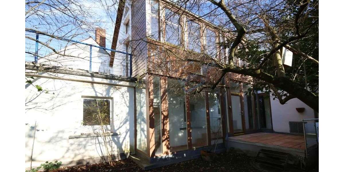 Haus zum Kaufen in Darmstadt 449.900 € 186.25 m² 6 zimmer