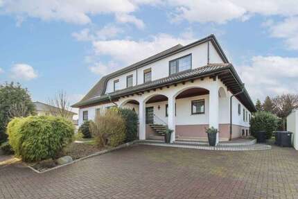 Haus zum Kaufen in Groß-Gerau 870.000 € 375.09 m² 10 zimmer