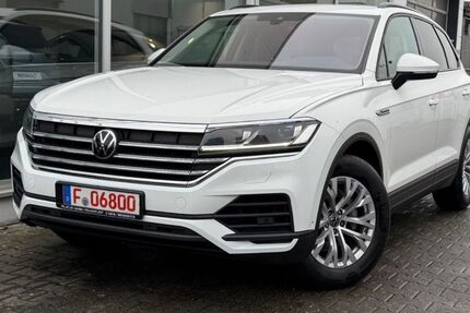 VW Touareg 132.100 km 30.599 &euro; Frankfurt am Main 60326