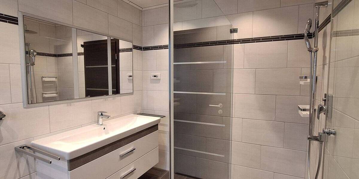 Mehrfamilienhaus, Wohnhaus Bensheim - 9 Zimmer, 236 m&sup2;, 1.049.000&euro; | Angebot:25686641