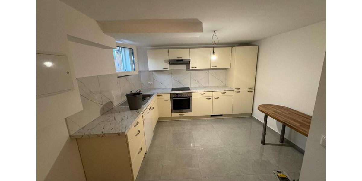 Etagenwohnung Weiterstadt - 2 Zimmer, 70 m&sup2;, 1.000&euro; | Angebot:26406475