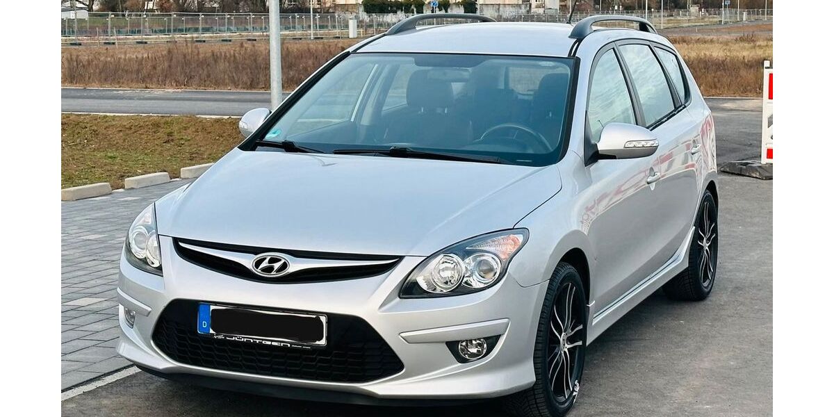 Hyundai i30 124.450 km 4.699 &euro; Hofheim 65719