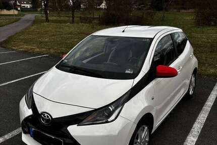 Toyota Aygo 87.000 km 8.300 &euro; Schaafheim 64850