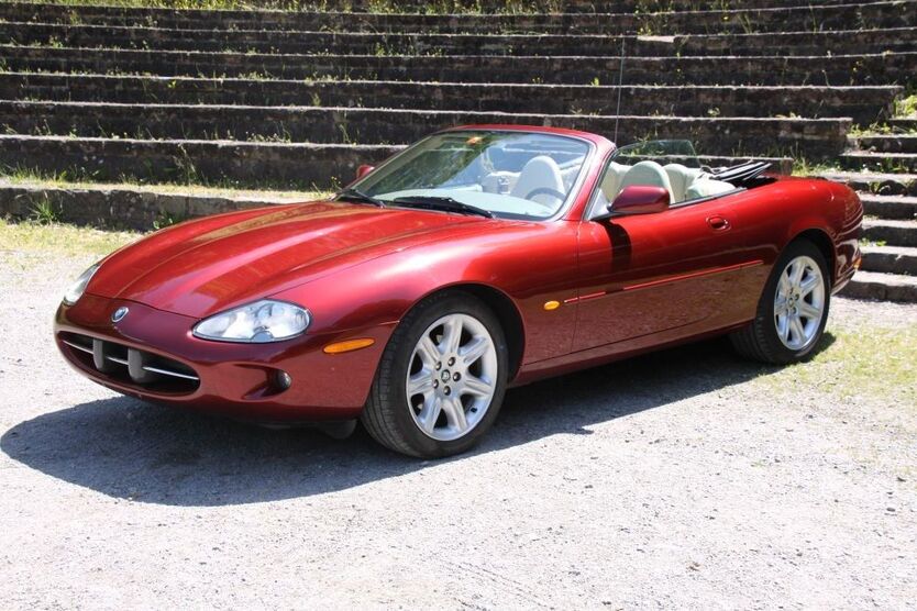Jaguar XK8 131.000 km 32.999 € Heppenheim 64646