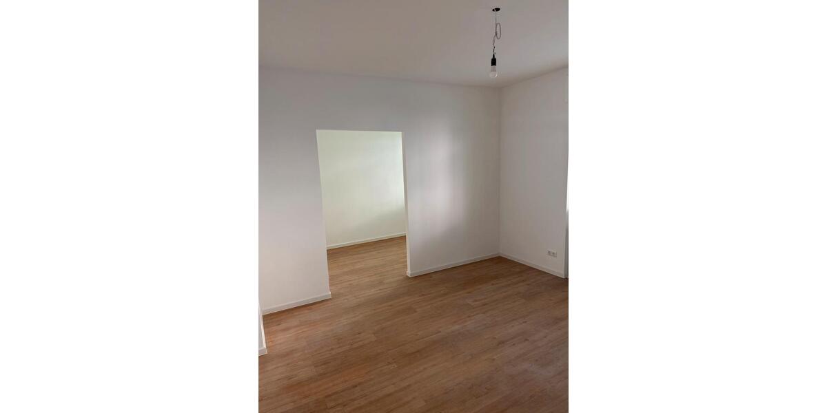 Erdgeschoßwohnung Frankfurt am Main Gallus - 2.5 Zimmer, 62 m&sup2;, 399.000&euro; | Angebot:26913071