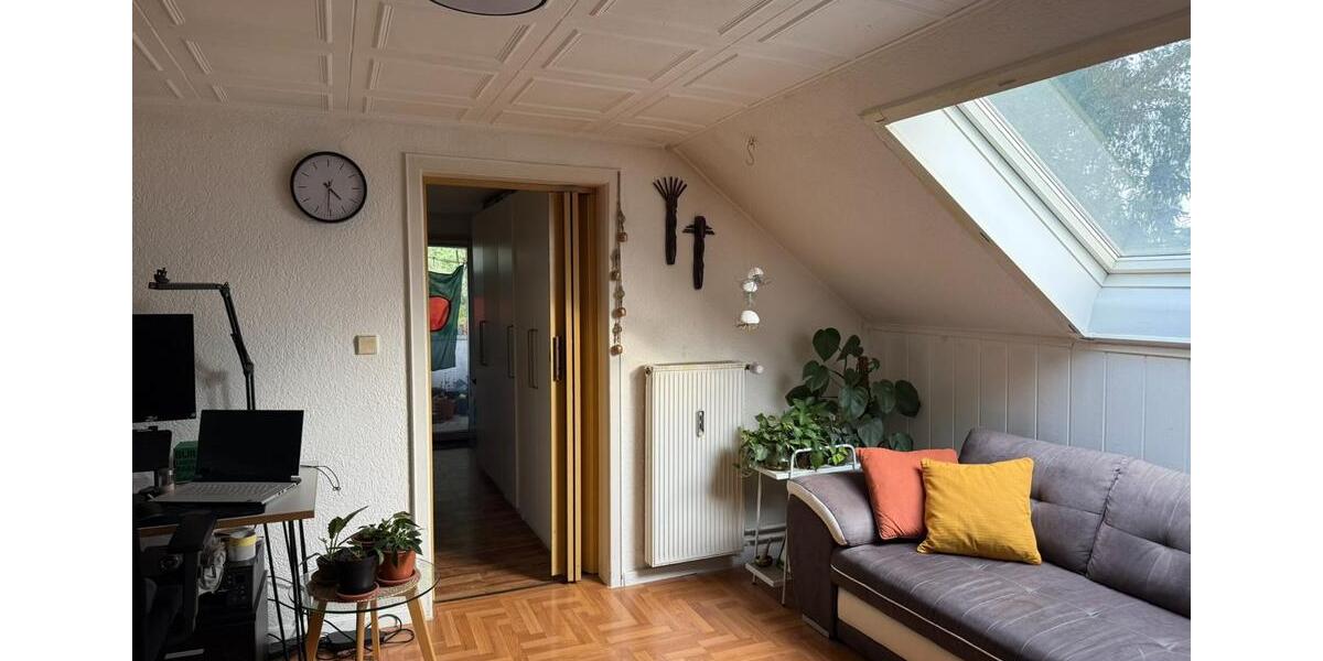 Dachgeschoßwohnung Griesheim - 2 Zimmer, 70 m&sup2;, 900&euro; | Angebot:25384846