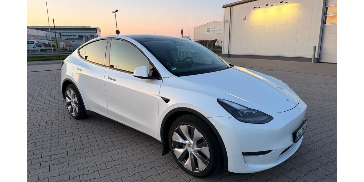 Tesla Model Y 127.000 km 28.990 &euro; Dieburg 64807