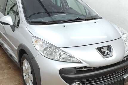 Peugeot 207 124.999 km 2.222 &euro; Bickenbach 64404