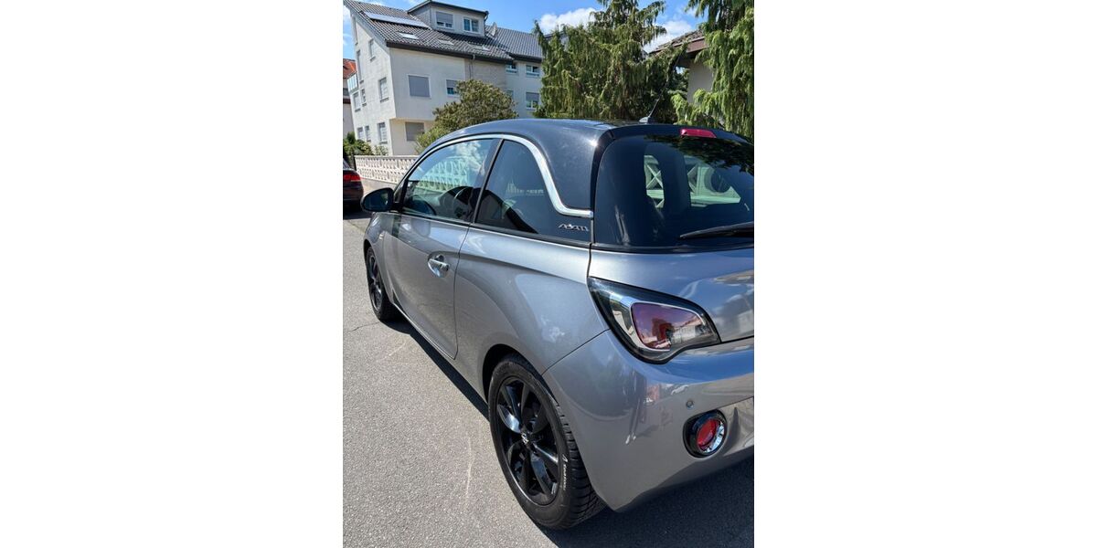 Opel Adam 72.850 km 10.490 &euro; Mörfelden-Walldorf 64546