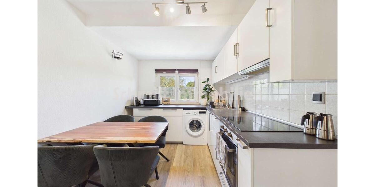 Dachgeschoßwohnung Frankfurt am Main West - 2 Zimmer, 52 m&sup2;, 735&euro; | Angebot:26365146