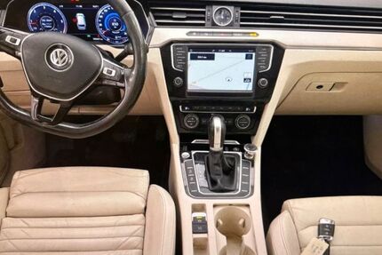 VW Passat 195.541 km 11.781 &euro; Frankfurt am Main 60389