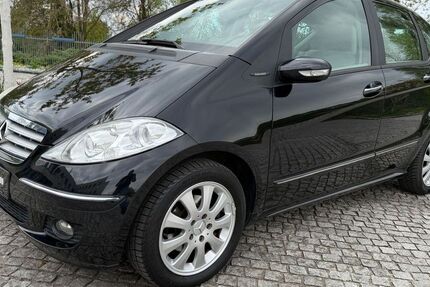 Mercedes-Benz A 200 104.000 km 6.990 &euro; Oppenheim 55276