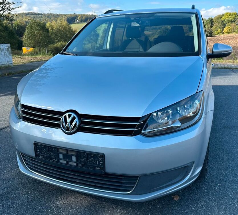 VW Touran 124.700 km 9.500 € Bensheim 64625