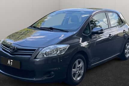 Toyota Auris 203.901 km 3.490 &euro; Frankfurt am Main 65933