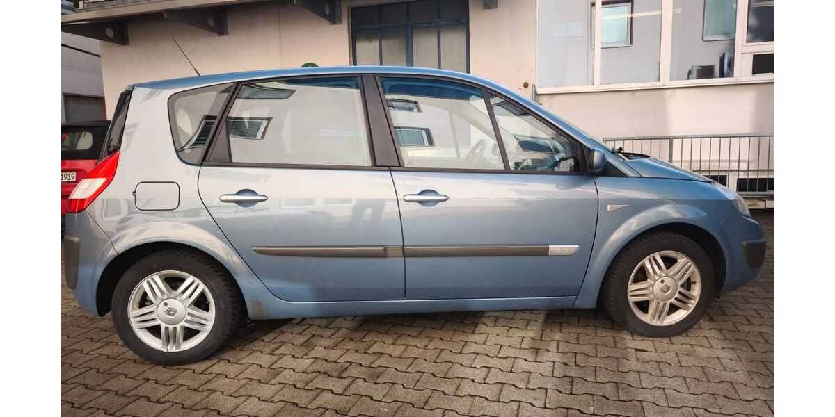 Renault Scenic 72.000 km 3.800 &euro; Frankfurt 60528