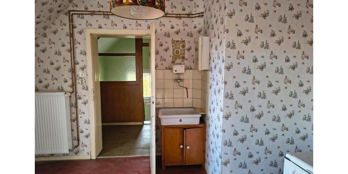 Reihenhaus Darmstadt Eberstadt - 13 Zimmer, 180 m&sup2;, 370.000&euro; | Angebot:25405785