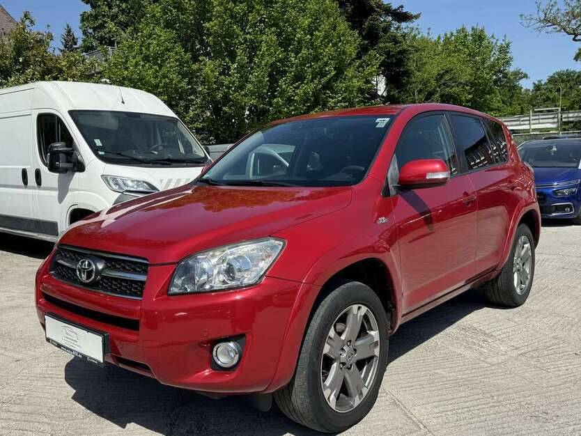 RAV 4