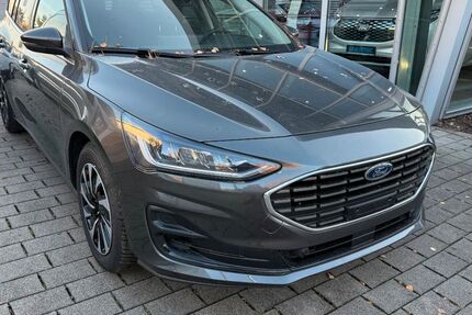Ford Focus 1.200 km 33.490 &euro; Heppenheim 64646