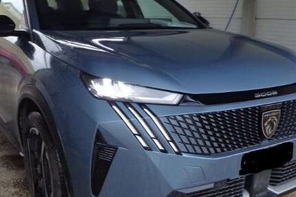 Peugeot e-5008 5.745 km 38.980 &euro; Rüsselsheim 65428