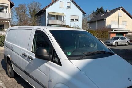 Mercedes-Benz Vito 409.000 km 2.500 &euro; Rüsselsheim 65428