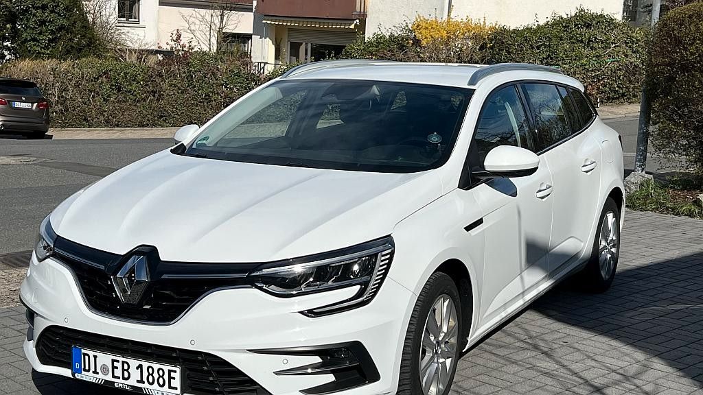 Renault Megane E-TECH 31.050 km 16.900 &euro; Alsbach-Hähnlein 64665