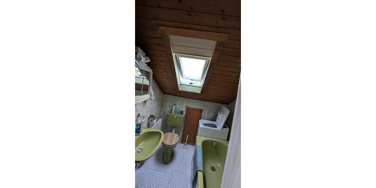 Dachgeschoßwohnung Heppenheim (Bergstraße) - 3 Zimmer, 70 m&sup2;, 950&euro; | Angebot:26699250