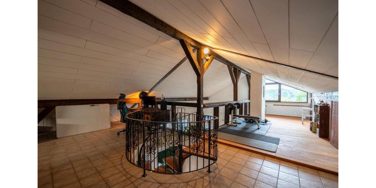Maisonettenwohnung Brensbach - 5.5 Zimmer, 230 m&sup2;, 479.000&euro; | Angebot:26465219