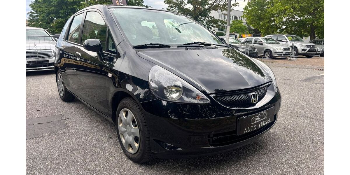Honda Jazz 233.000 km 2.500 &euro; Heppenheim 64646