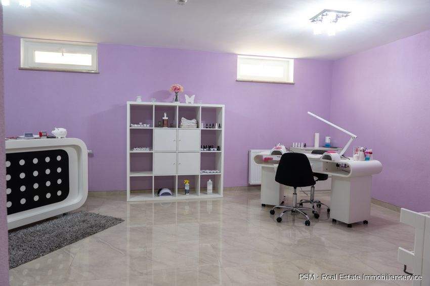 Familientraum: Modernes Zuhause mit Dachstudio & sonnigem Garten 4 zimmer