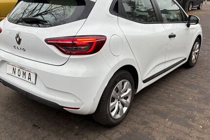 Renault Clio 153.410 km 5.712 &euro; Frankfurt am Main 60389