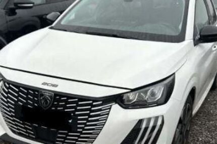 Peugeot 208 10.472 km 19.480 &euro; Rüsselsheim 65428