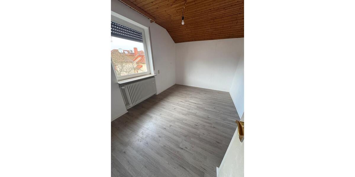 Etagenwohnung Mühltal - 3.5 Zimmer, 100 m&sup2;, 1.425&euro; | Angebot:25161503