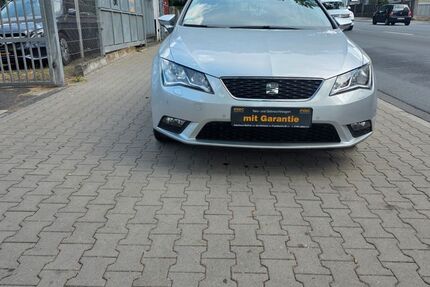 Seat Leon 107.000 km 9.300 &euro; Offenbach 63071