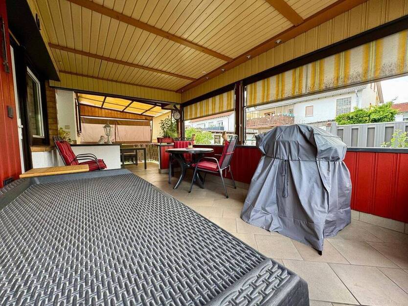Solides, teils modernisiertes Zweifamilienhaus in gesuchter, ruhiger Lage von Münster