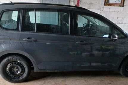 VW Touran 54.200 km 29.200 &euro; Lörzweiler 55296